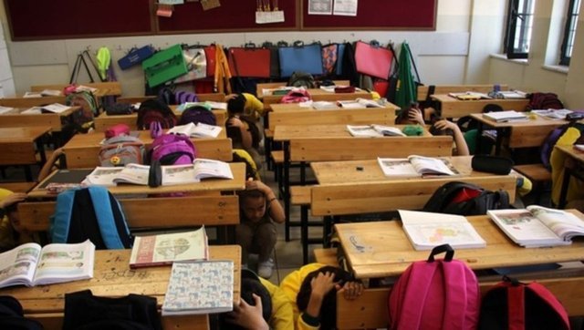 Deprem nedeniyle üç ilde okullar tatil edildi! İşte okulların tatil edildiği iller